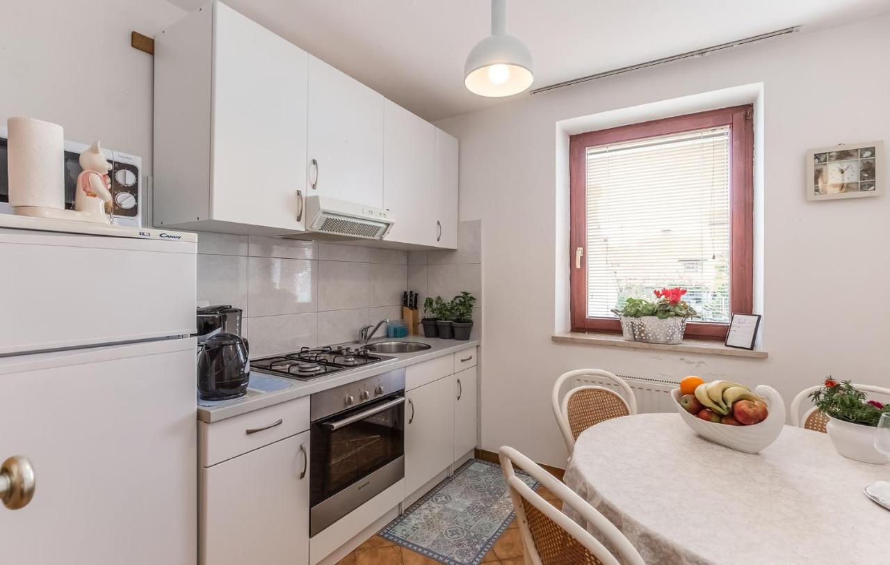 Apartment Rina B4